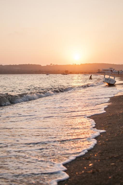 Mali Beach Lejlighedshotel Siğacık Eksteriør billede